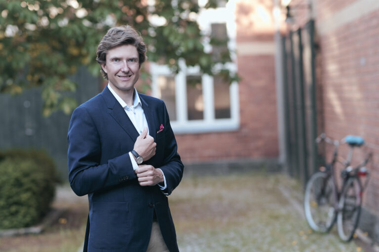 dr Michał Dzieliński